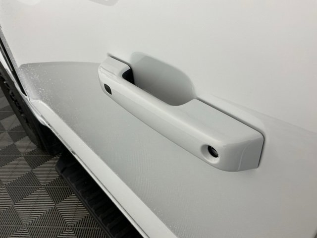 Certified 2025 Ford F350 Lariat w/ Black Appearance Package image 14