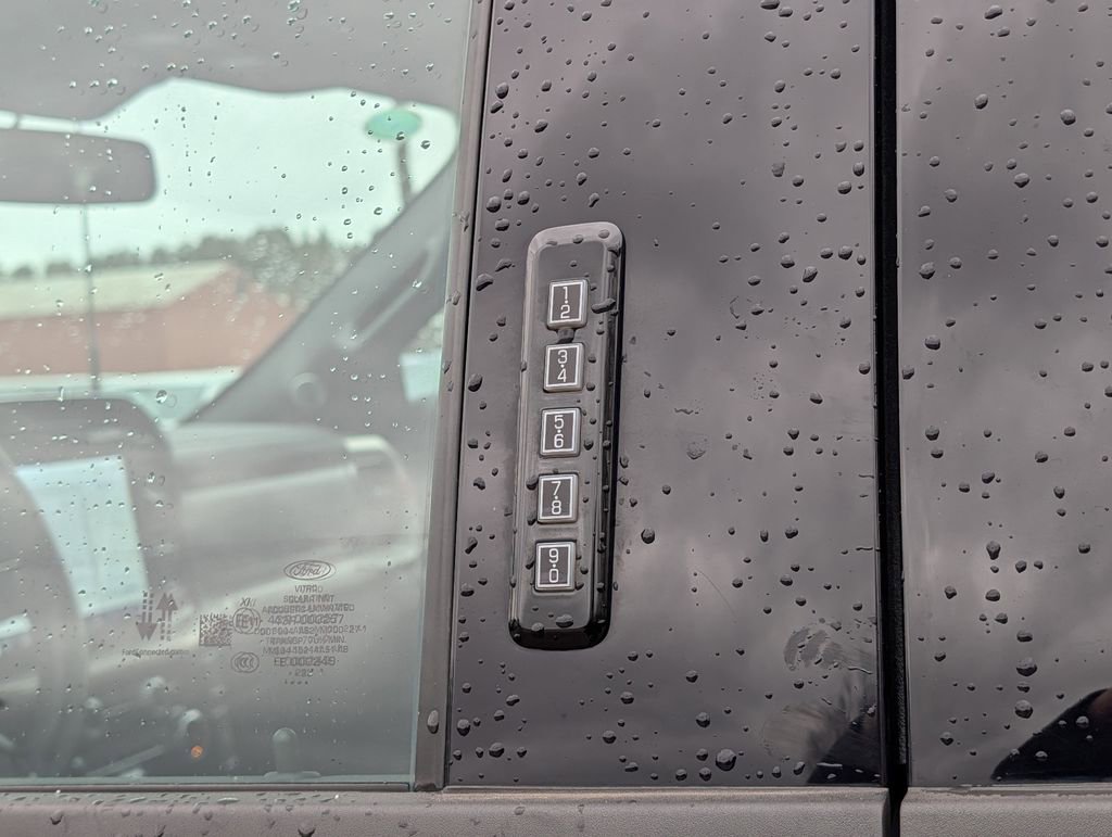 Certified 2023 Ford F150 Raptor w/ Raptor Carbon Fiber Package AWD/4WD image 15