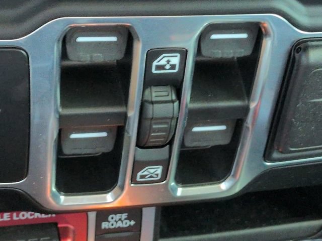Used 2022 Jeep Gladiator Mojave w/ LED Lighting Group AWD/4WD image 22
