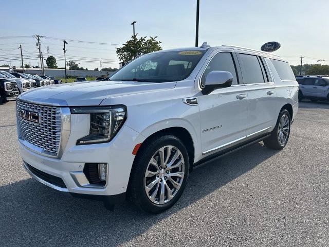 Used 2023 GMC Yukon XL Denali w/ Denali Reserve Package AWD/4WD image 8