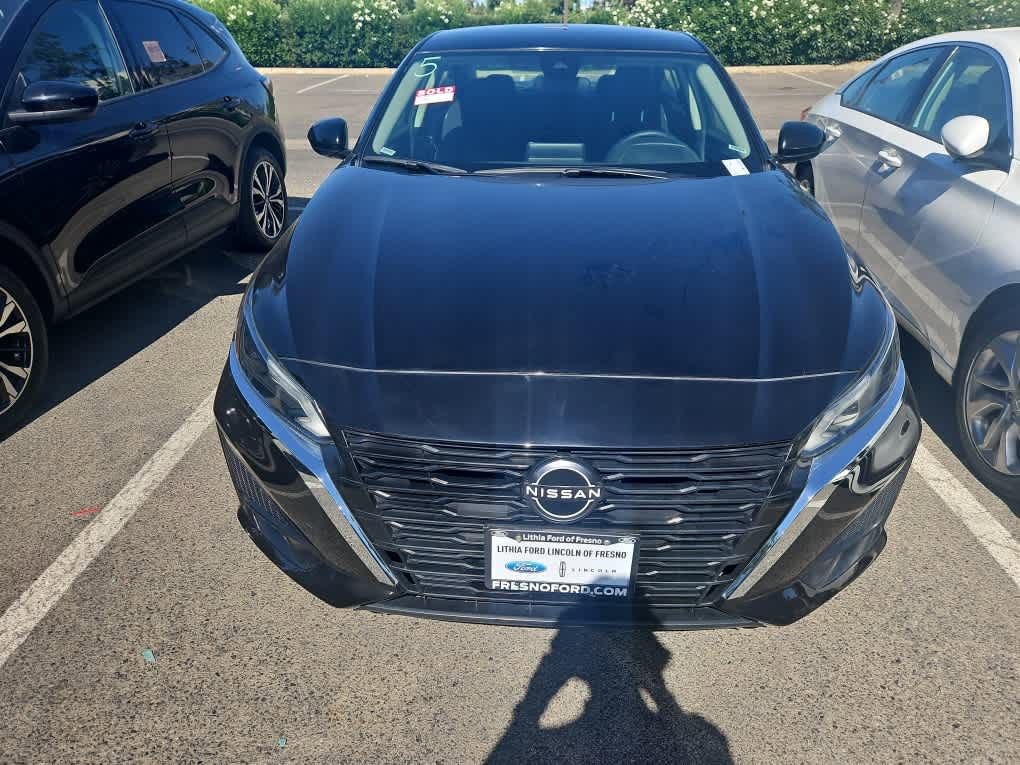 Used 2023 Nissan Altima 2.5 SV FWD image 4