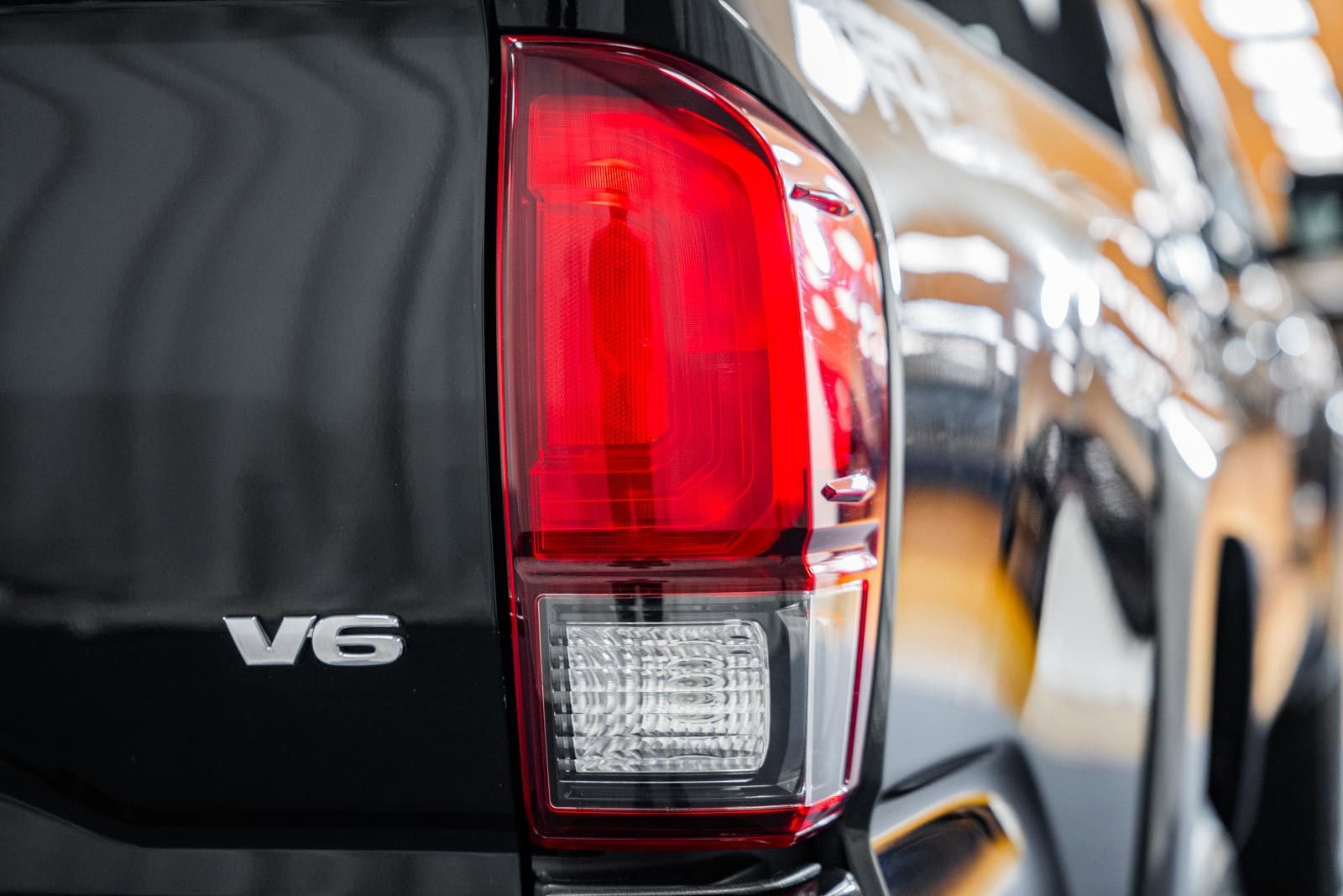 Used 2019 Toyota Tacoma TRD Sport image 15