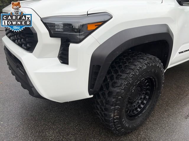 Used 2025 Toyota Tacoma TRD Off-Road AWD/4WD image 14