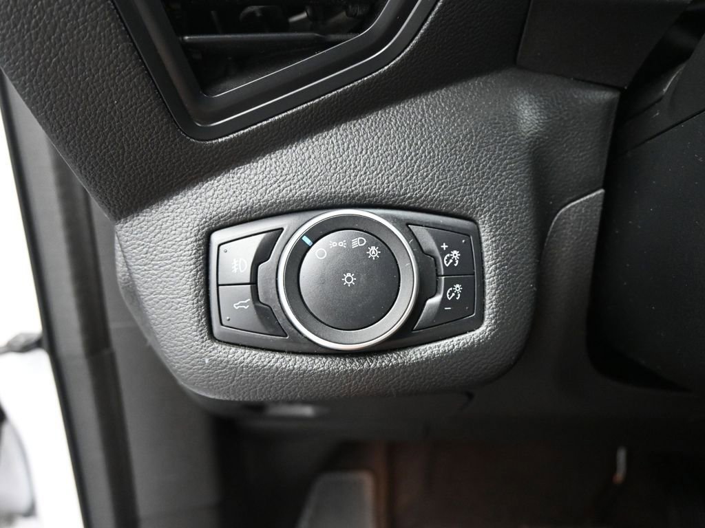 Certified 2018 Ford Escape SE FWD image 14