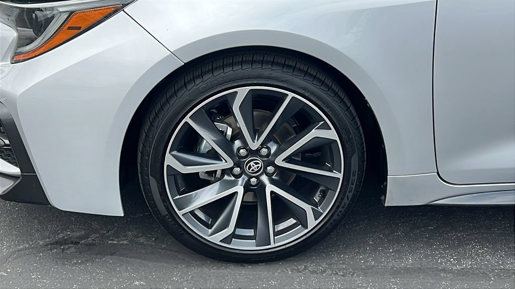 Used 2022 Toyota Corolla SE w/ Carpet Mat Package (TMS) FWD image 8