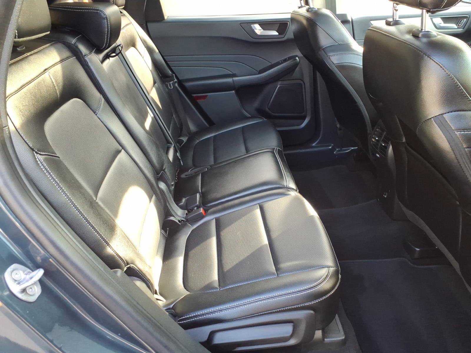 Certified 2022 Ford Escape SEL AWD/4WD image 14