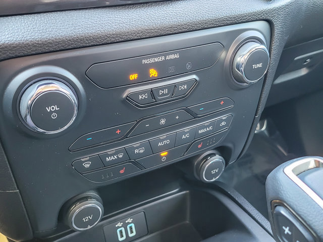 Certified 2020 Ford Ranger Lariat w/ Equipment Group 501A Mid image 17