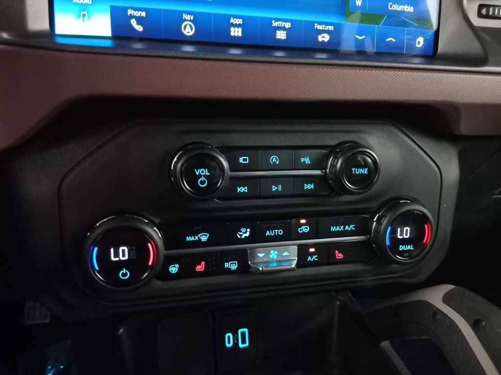 Certified 2024 Ford Bronco Outer Banks AWD/4WD image 19