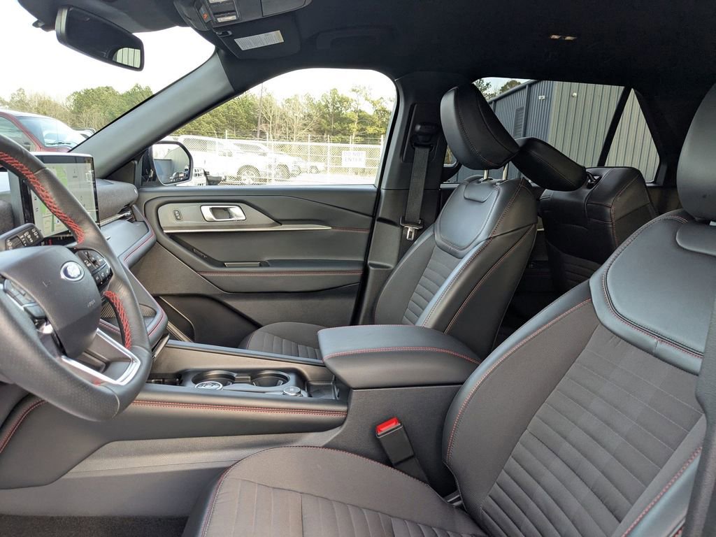 Certified 2025 Ford Explorer ST-Line w/ Premium Package image 21