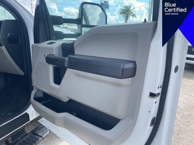 Certified 2019 Ford F350 XL w/ Power Equipment Group image 21