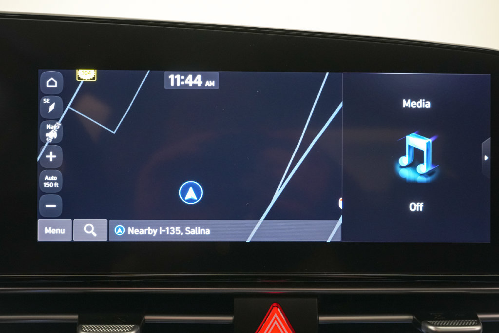 Used 2025 Hyundai Elantra SEL FWD image 17