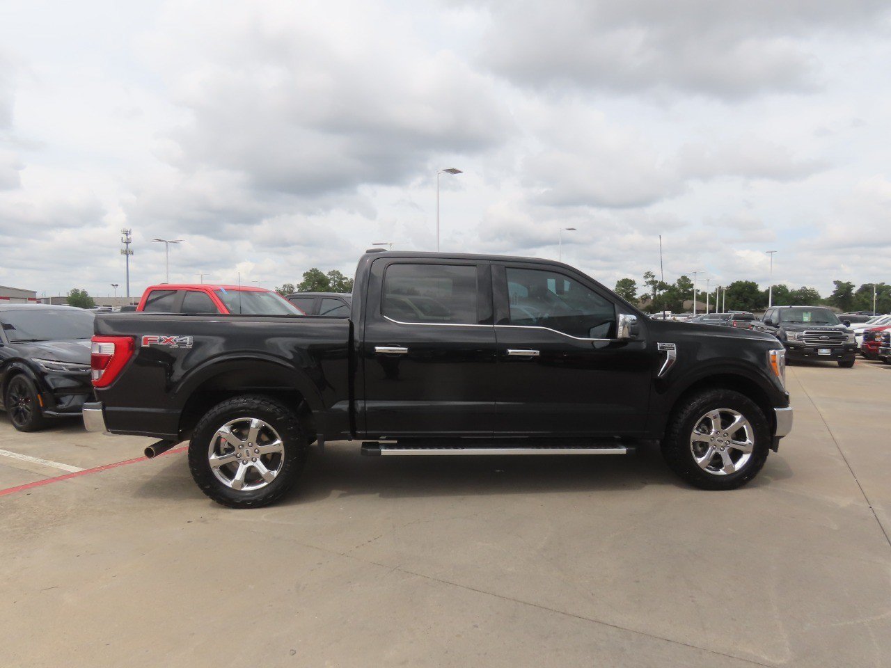 Certified 2023 Ford F150 Lariat w/ Trailer Tow Package AWD/4WD image 10