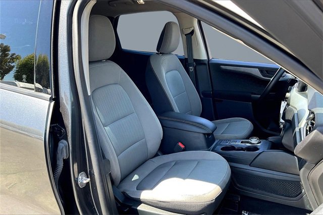 Certified 2020 Ford Escape S image 9