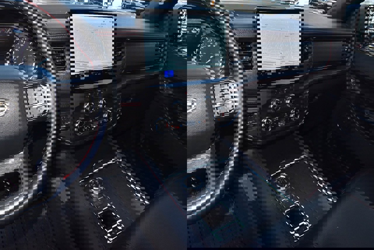 Certified 2024 Ford Expedition Limited image 27