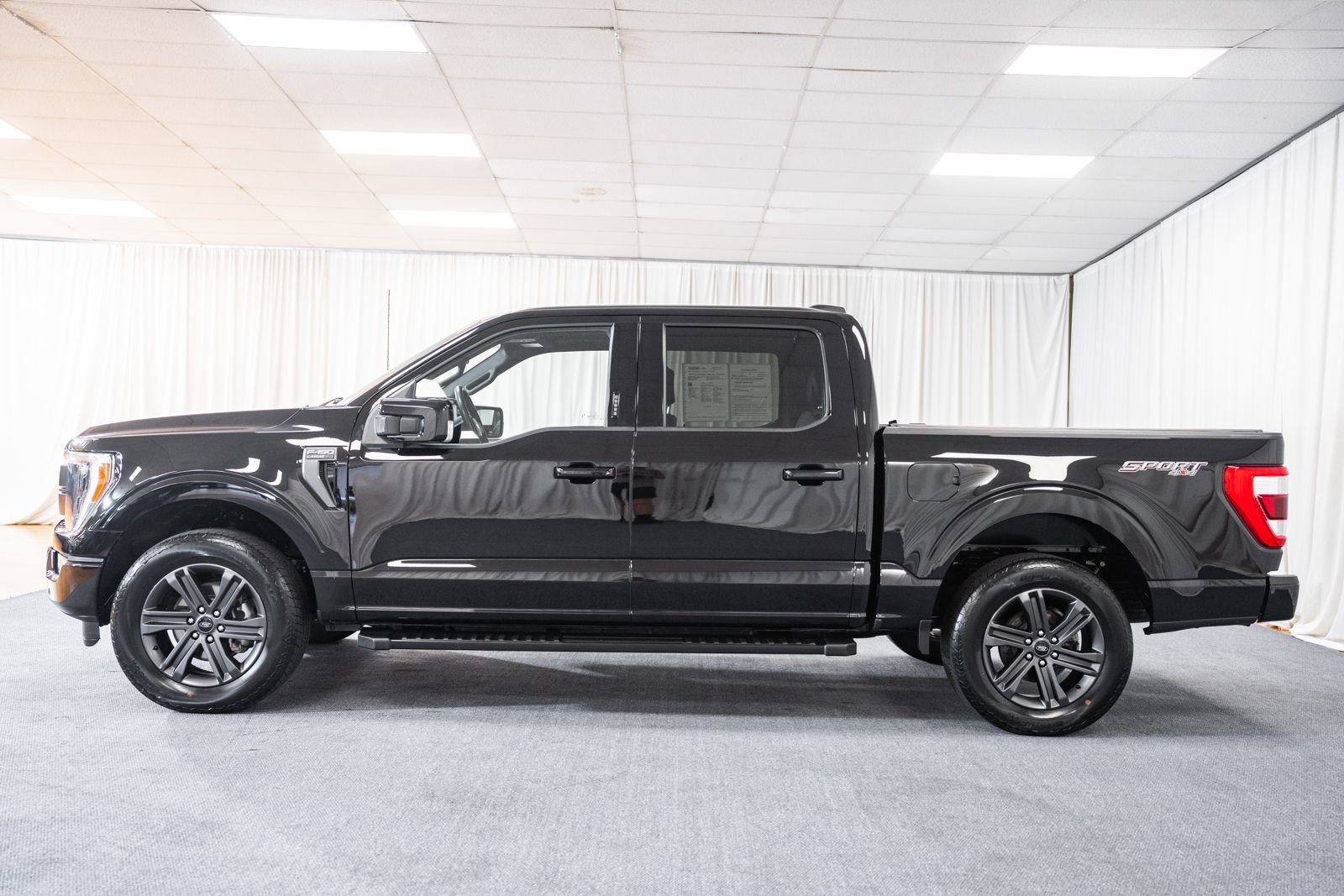 Certified 2023 Ford F150 Lariat w/ Equipment Group 502A High AWD/4WD image 5
