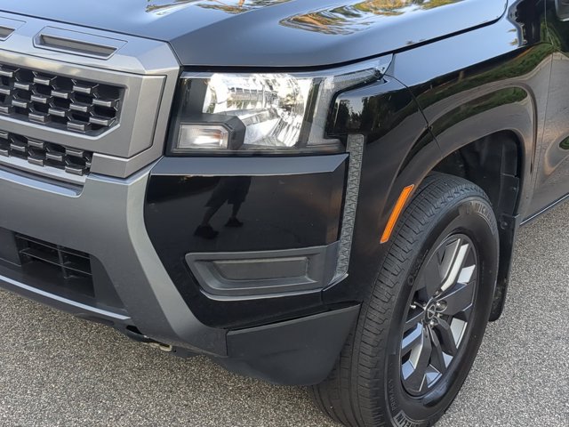 Used 2025 Nissan Frontier SV AWD/4WD image 10