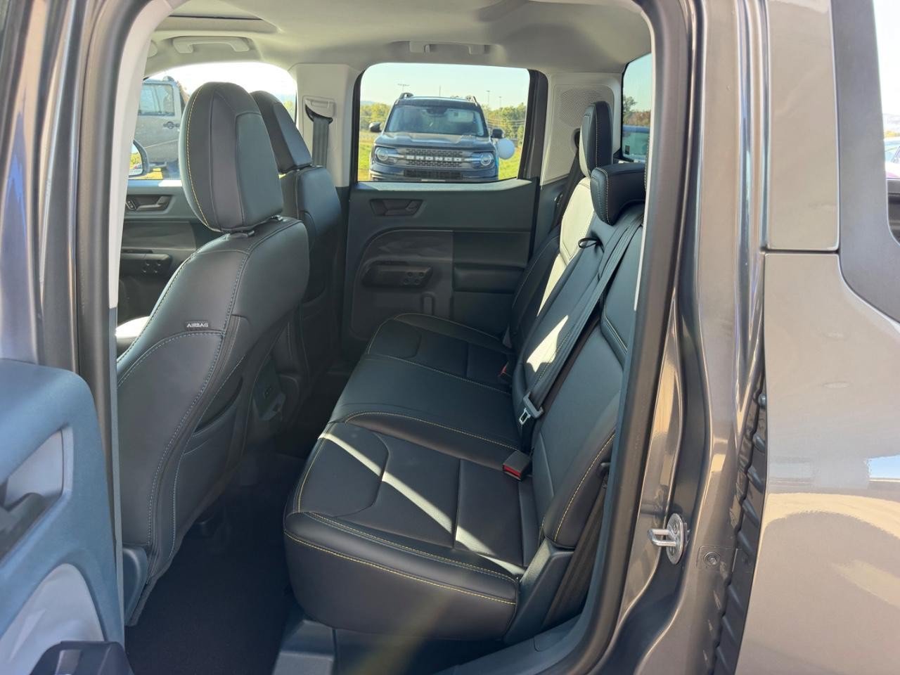 Certified 2025 Ford Maverick Lobo AWD/4WD image 9