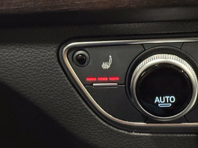 Used 2024 Audi Q5 2.0T Premium Plus AWD/4WD image 29