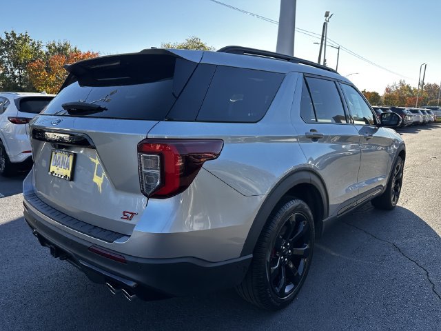 Certified 2023 Ford Explorer ST w/ Equipment Group 401A AWD/4WD image 5