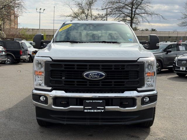 Certified 2025 Ford F250 XL w/ XL Chrome Package image 8
