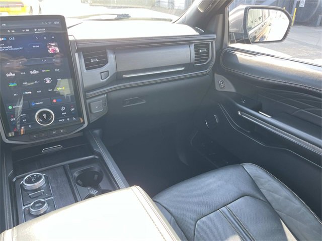 Certified 2023 Ford Expedition Max Platinum image 16