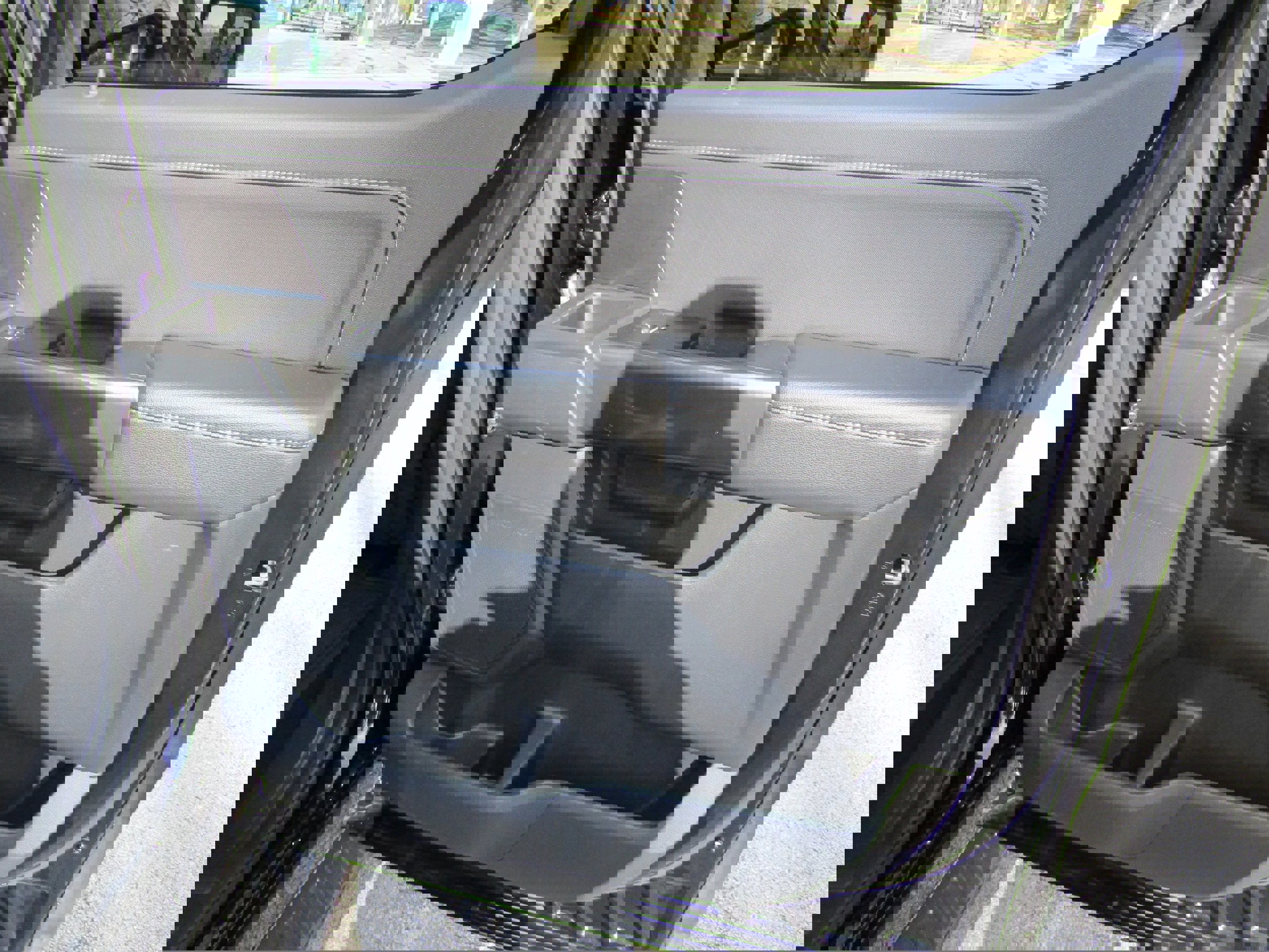 Certified 2022 Ford F150 XLT w/ Equipment Group 302A High image 14