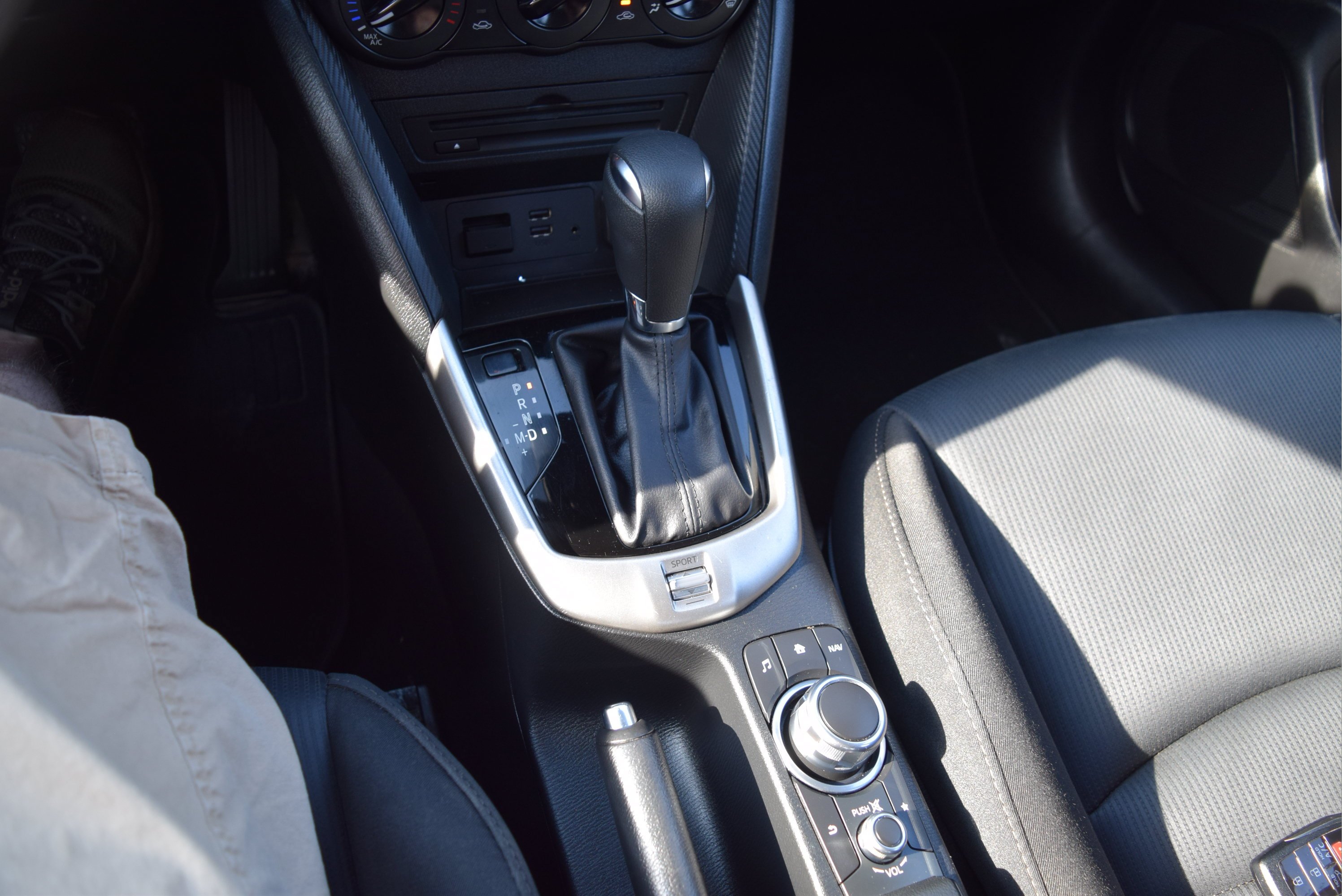 Used 2018 MAZDA CX-3 Sport AWD/4WD image 15