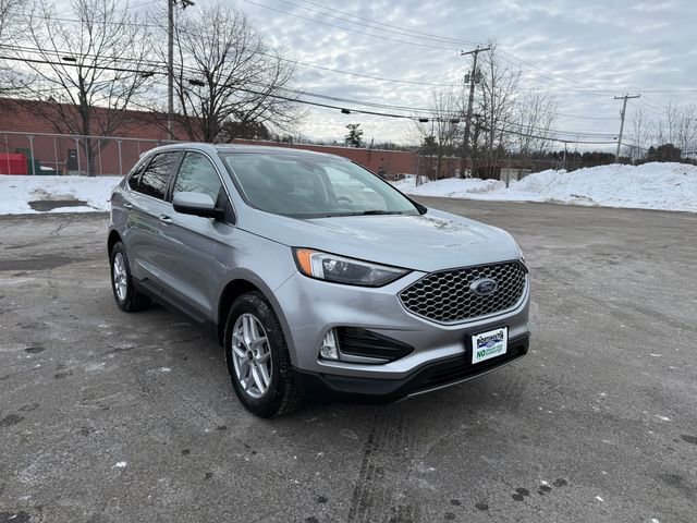 Certified 2024 Ford Edge SEL w/ Convenience Package image 2