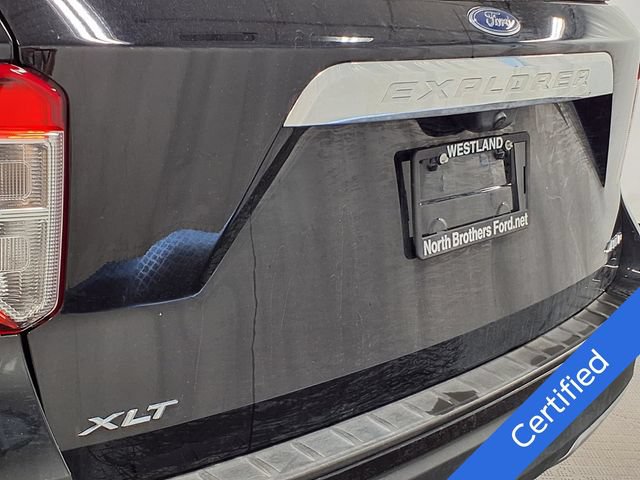 Certified 2023 Ford Explorer XLT w/ Equipment Group 202A AWD/4WD image 23