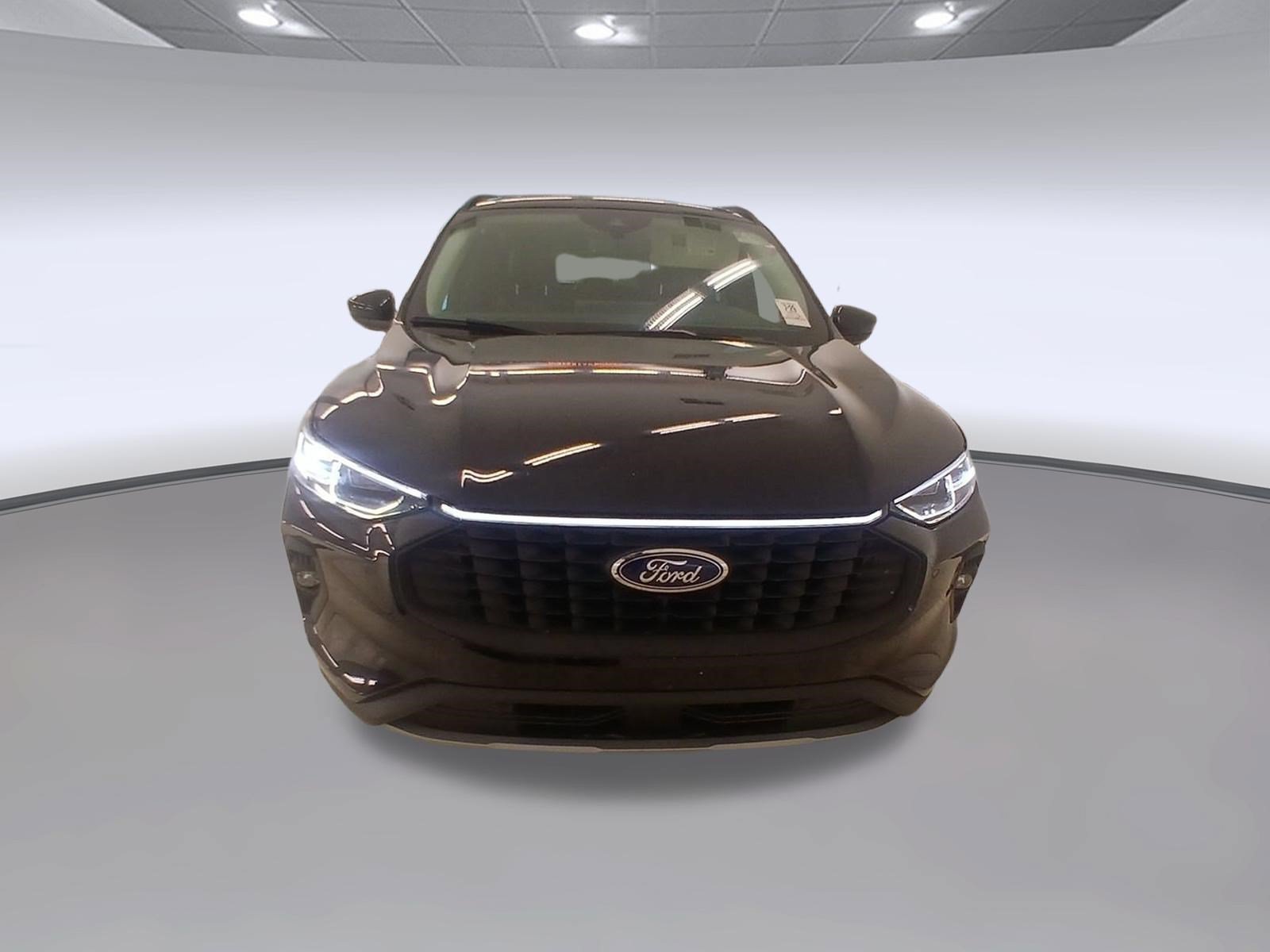 Certified 2025 Ford Escape Platinum AWD/4WD image 4