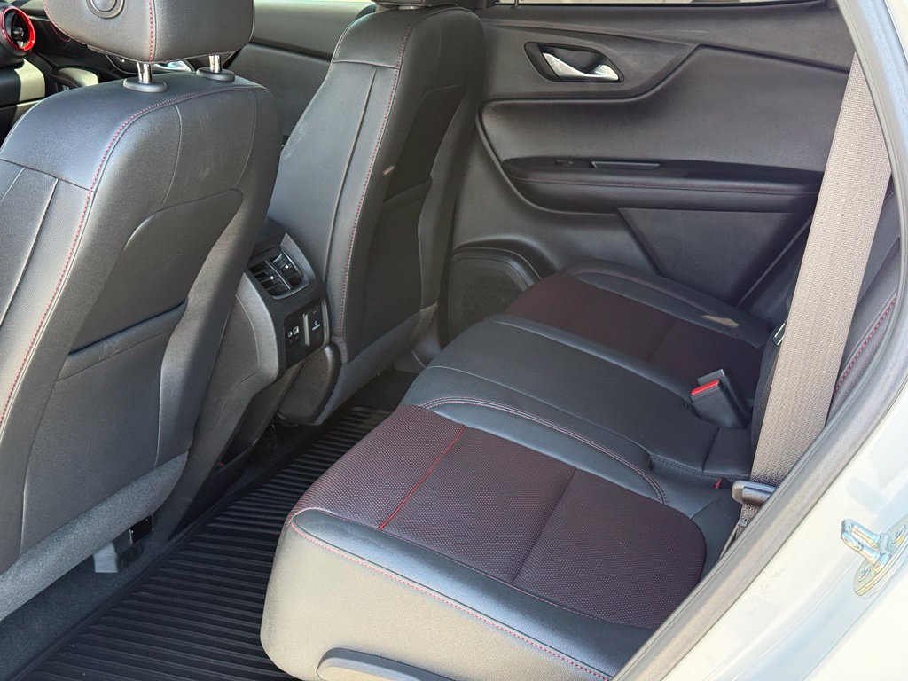 Used 2023 Chevrolet Blazer RS FWD image 8