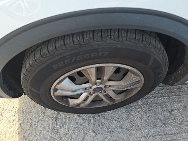 Certified 2022 Ford Escape S image 3