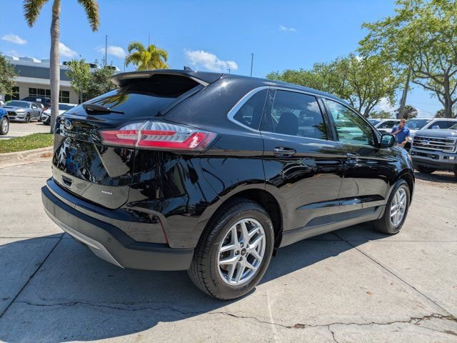 Certified 2023 Ford Edge SEL w/ Convenience Package image 4