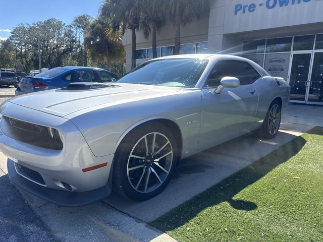 Used 2022 Dodge Challenger R/T w/ Plus Package RWD image 8