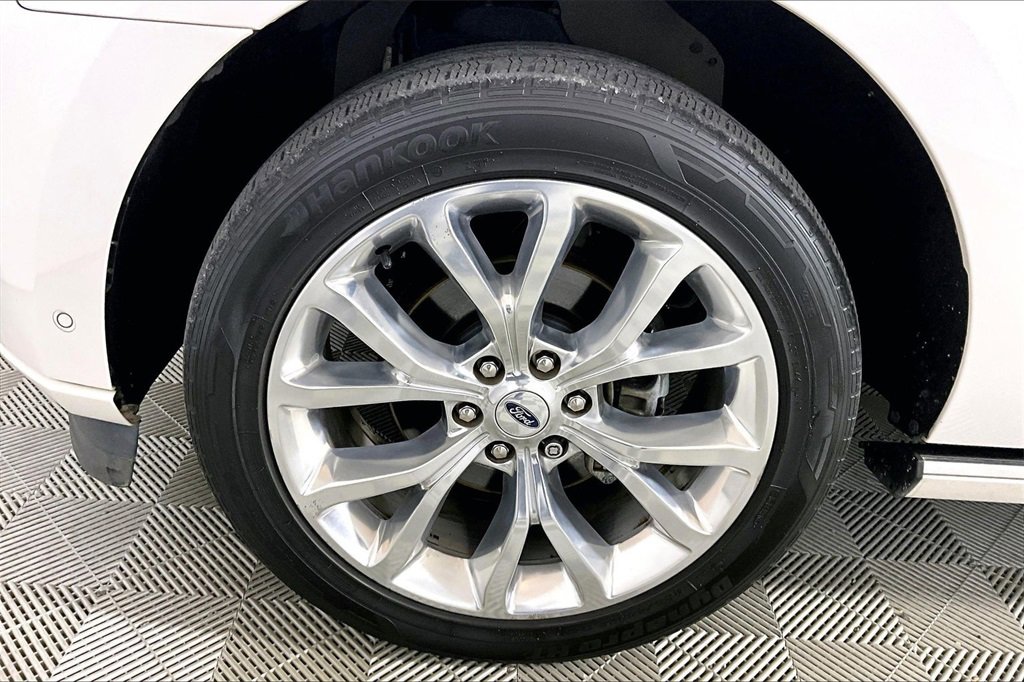 Certified 2019 Ford Expedition Max Platinum image 7