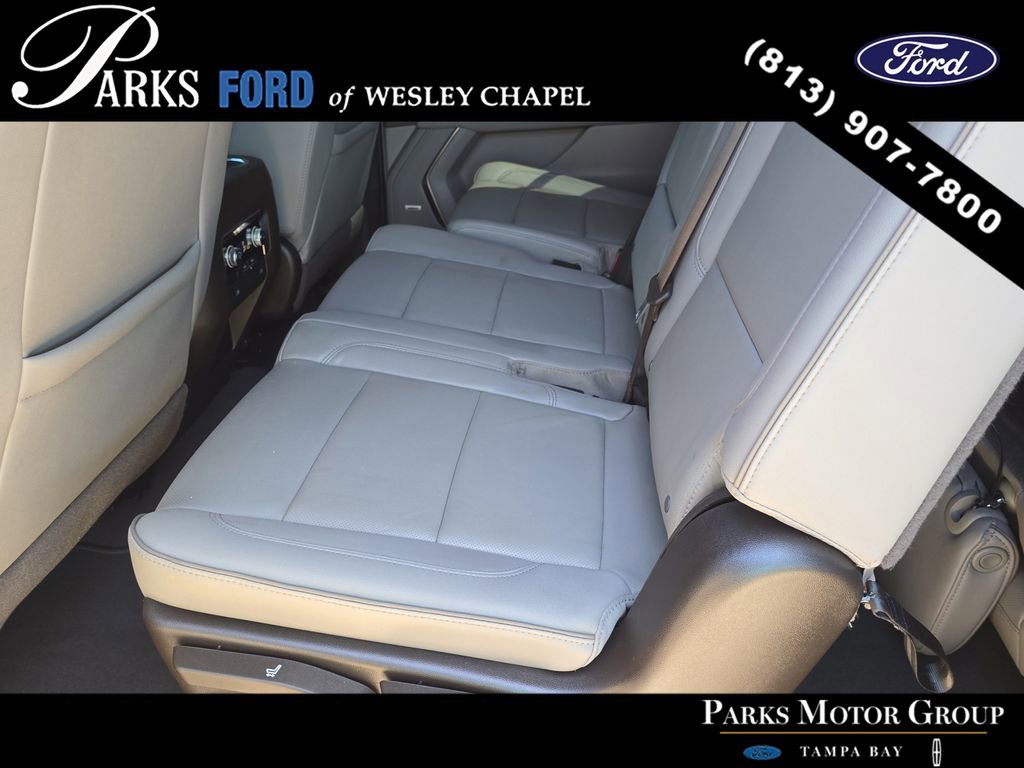 Used 2024 GMC Yukon XL SLT image 15