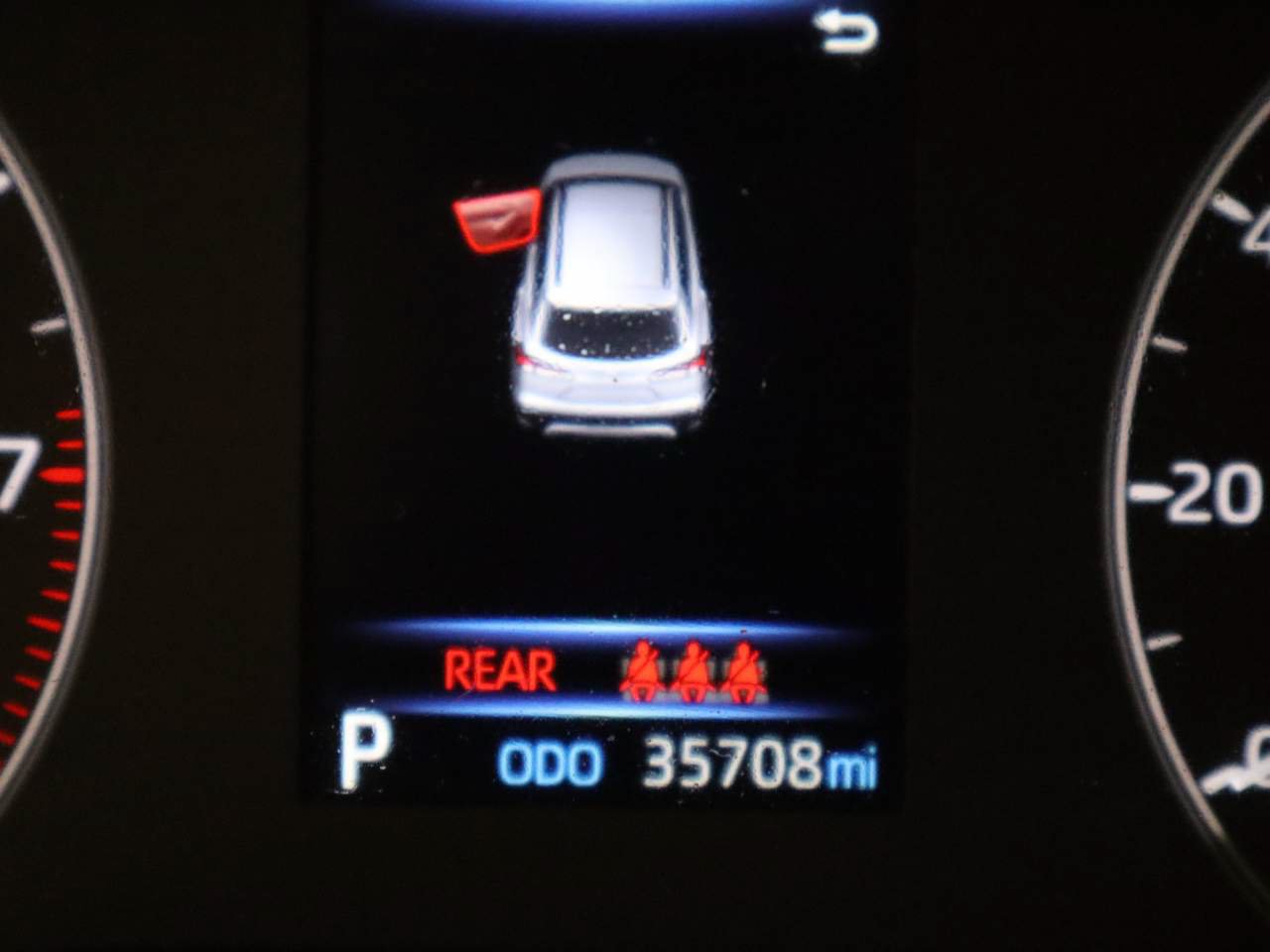 Used 2023 Toyota Corolla Cross LE FWD image 8