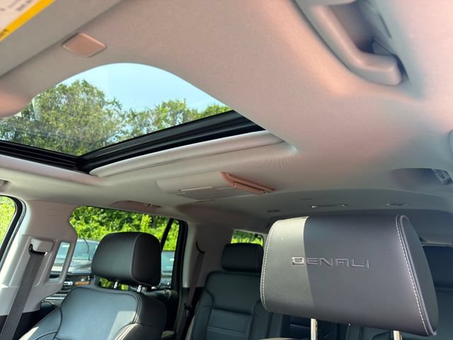 Used 2018 GMC Yukon Denali AWD/4WD image 35
