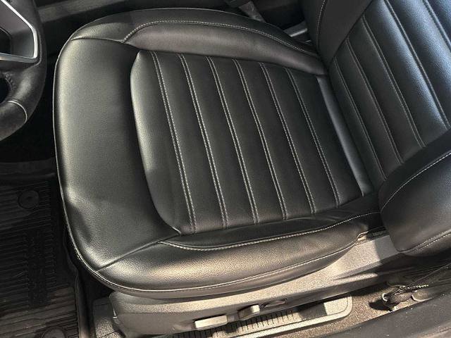 Certified 2020 Ford Edge SEL w/ Cold Weather Package image 17