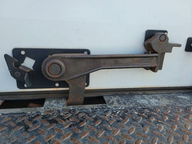 Certified 2023 Ford E-450 and Econoline 450 Super Duty w/ Power Windows & Locks Group image 12