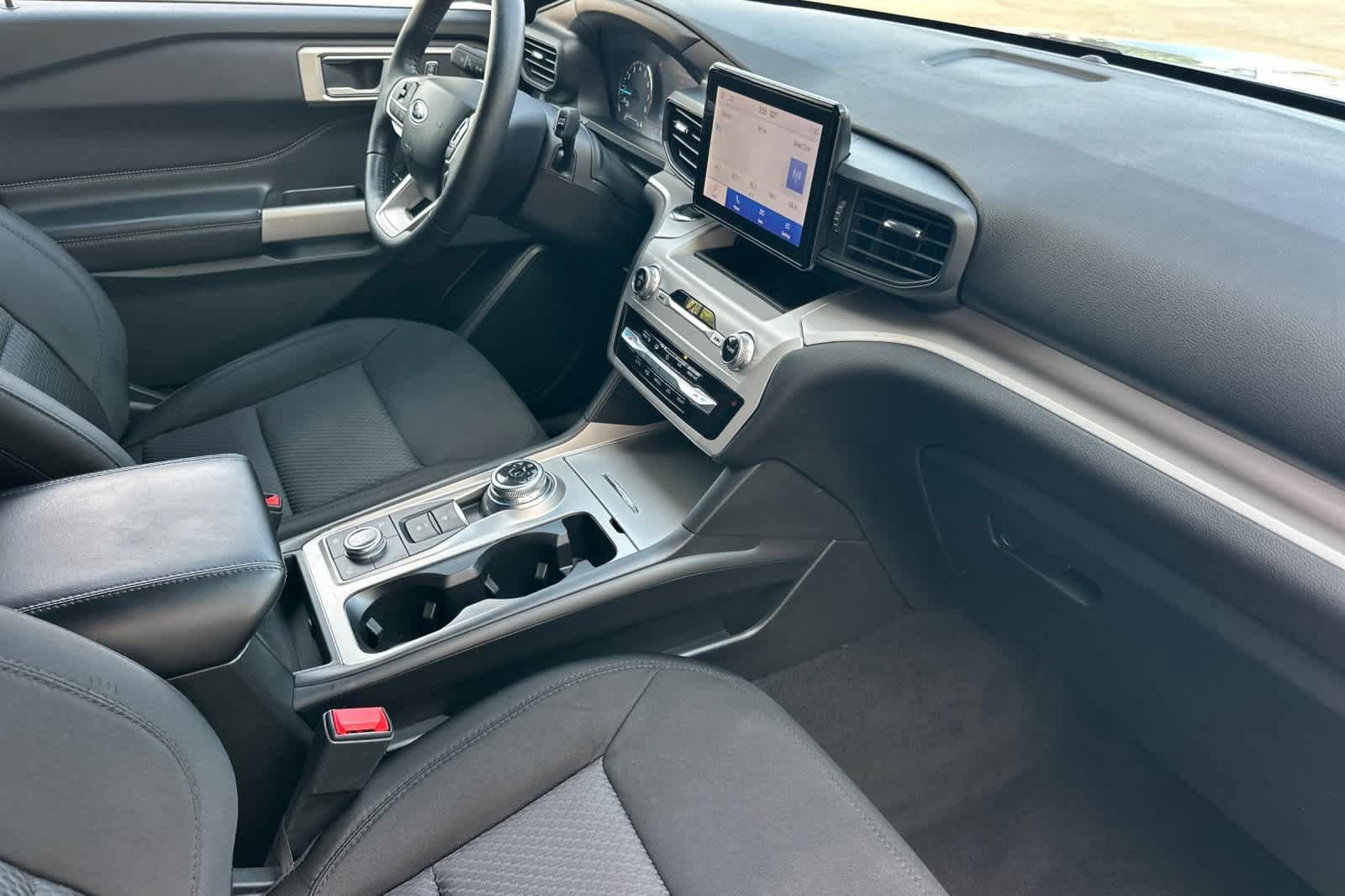 Certified 2023 Ford Explorer XLT AWD/4WD image 18