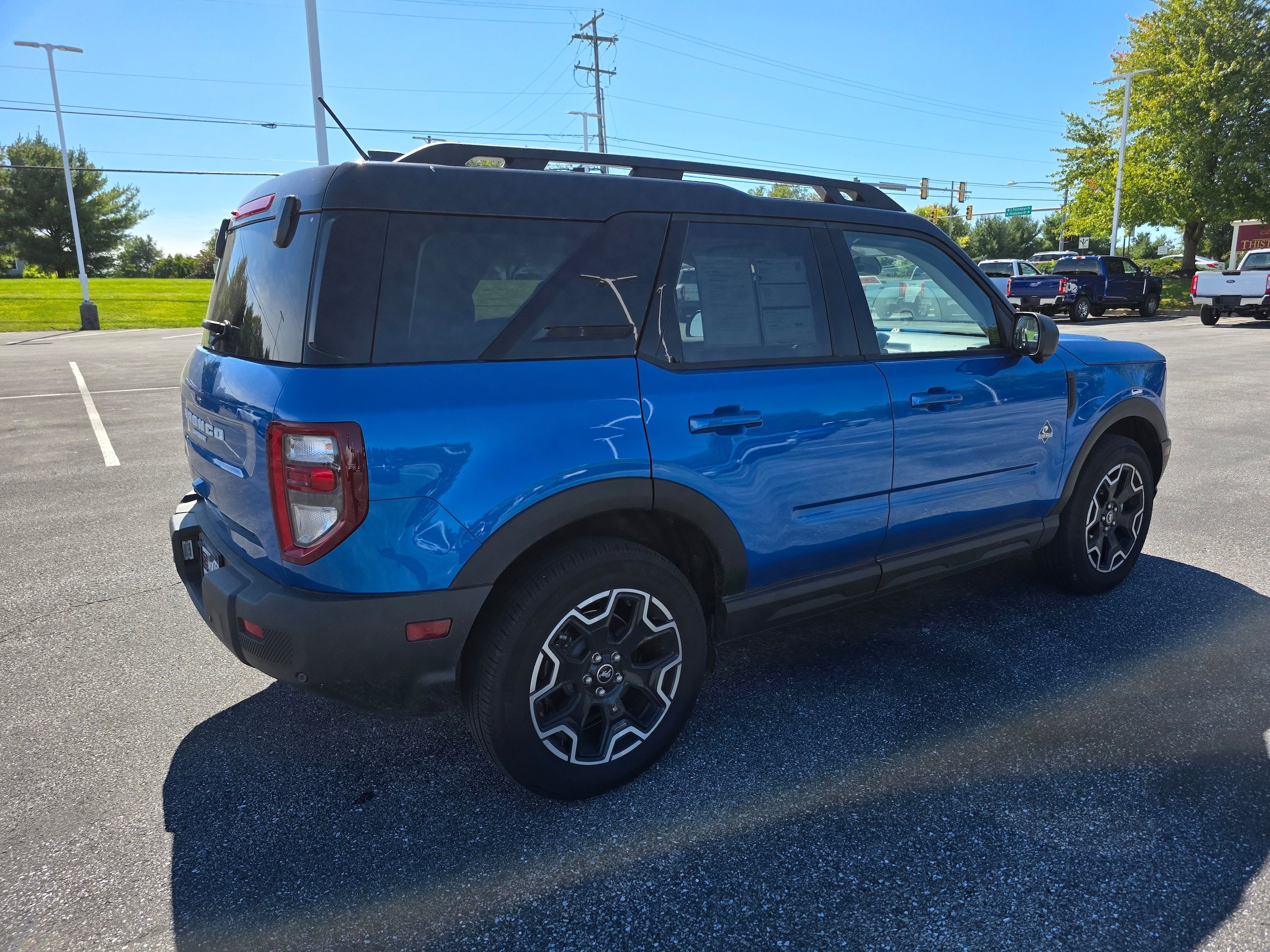 Certified 2025 Ford Bronco Sport Outer Banks w/ Outer Banks Tech Package+ AWD/4WD image 4