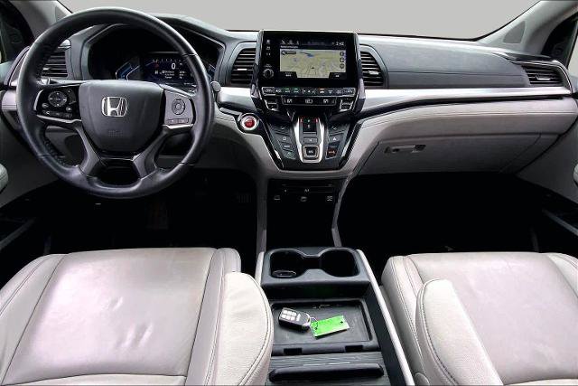 Used 2023 Honda Odyssey Touring image 16