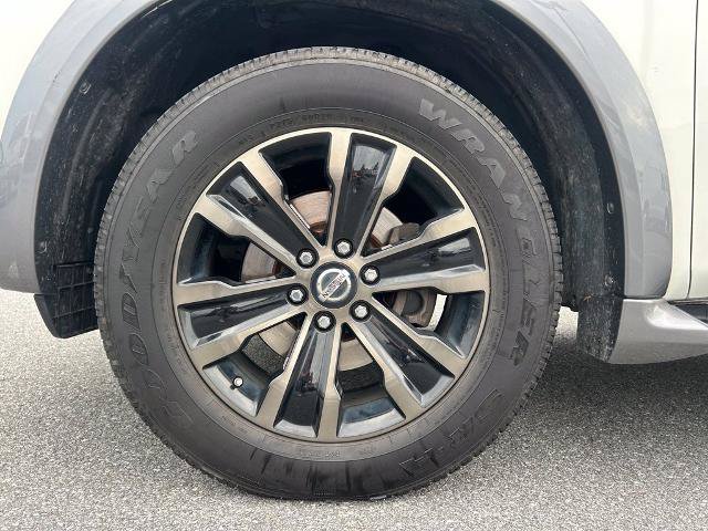 Used 2017 Nissan Armada Platinum w/ Captain Seat Package AWD/4WD image 35