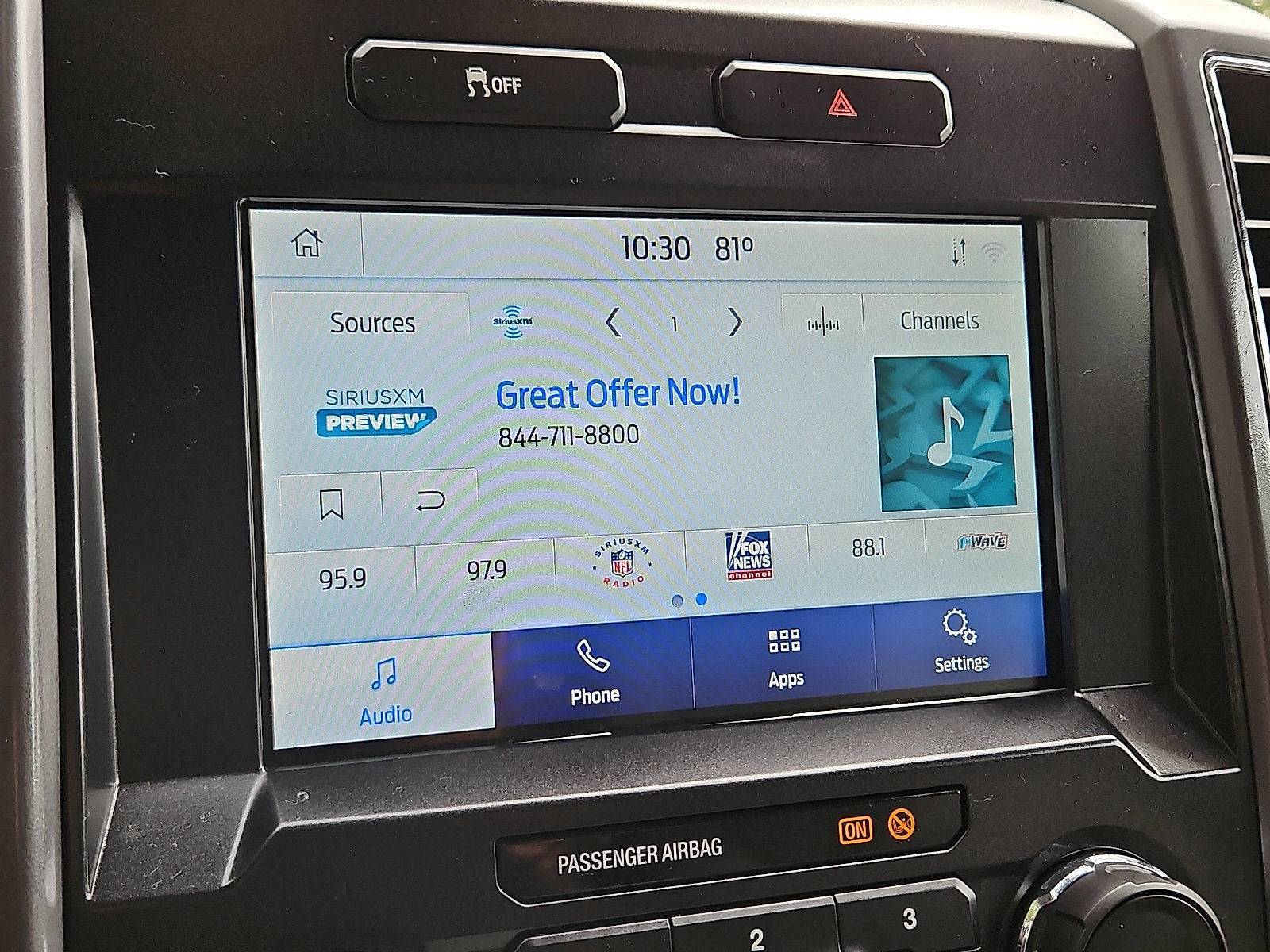 Certified 2022 Ford F350 XLT image 17