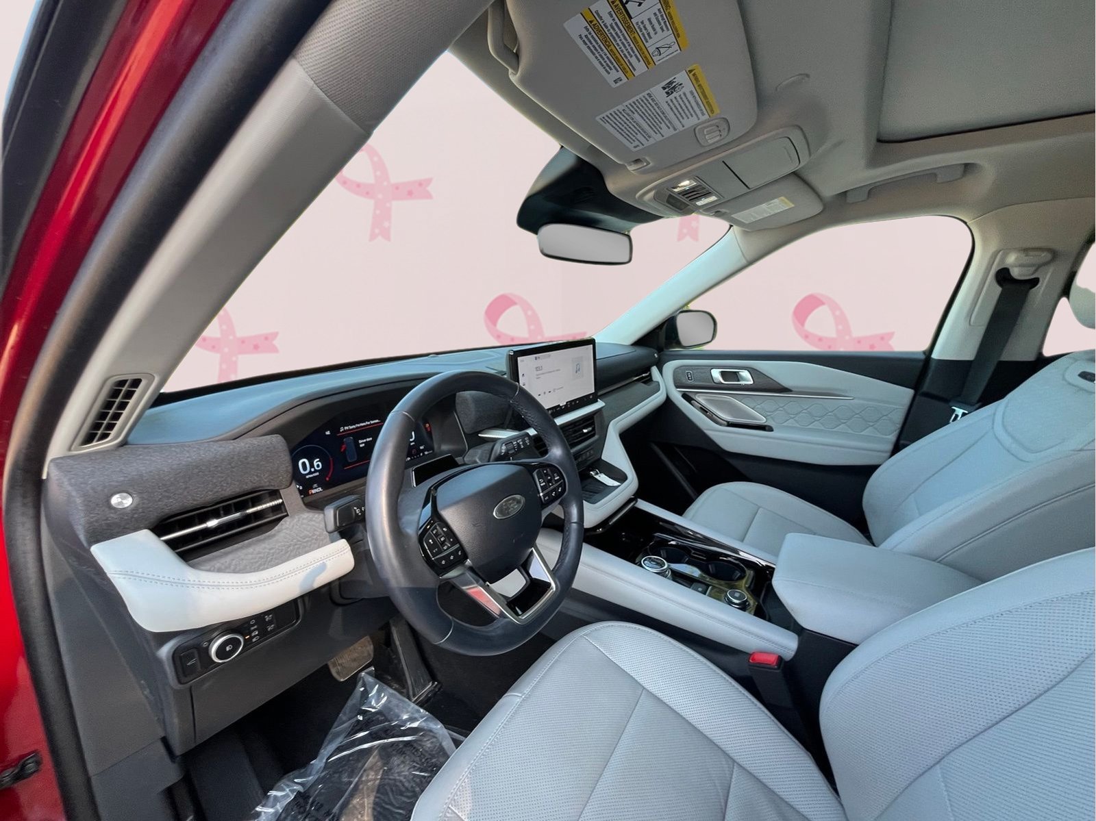 Certified 2025 Ford Explorer Platinum w/ Ultimate Package AWD/4WD image 13