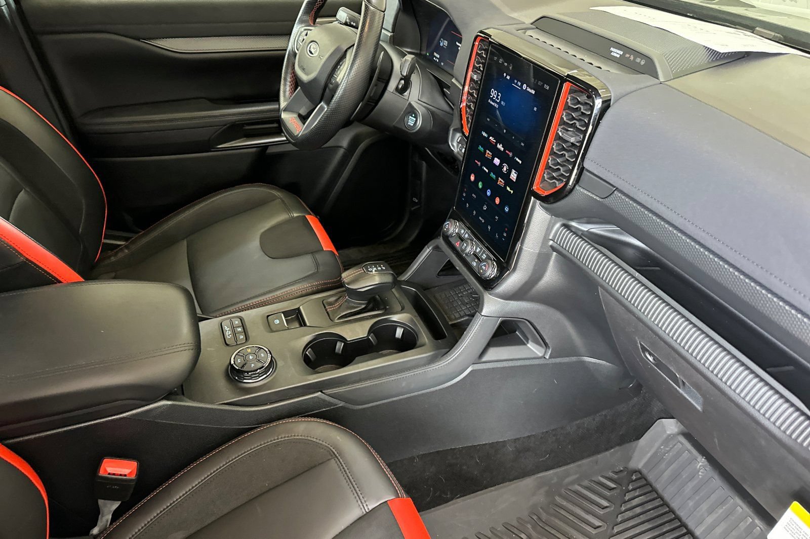 Certified 2025 Ford Ranger Raptor AWD/4WD image 15