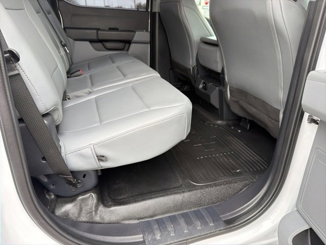 Certified 2024 Ford F250 XL w/ Snow Plow/Camper Package image 35