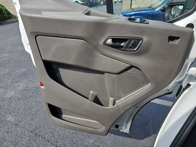Certified 2024 Ford Transit 350 XLT RWD image 30