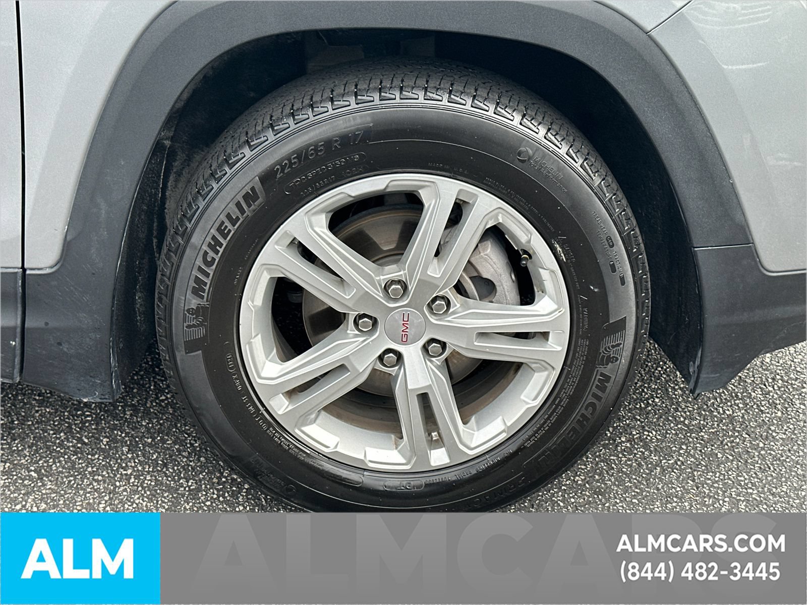 Used 2024 GMC Terrain SLE FWD image 14